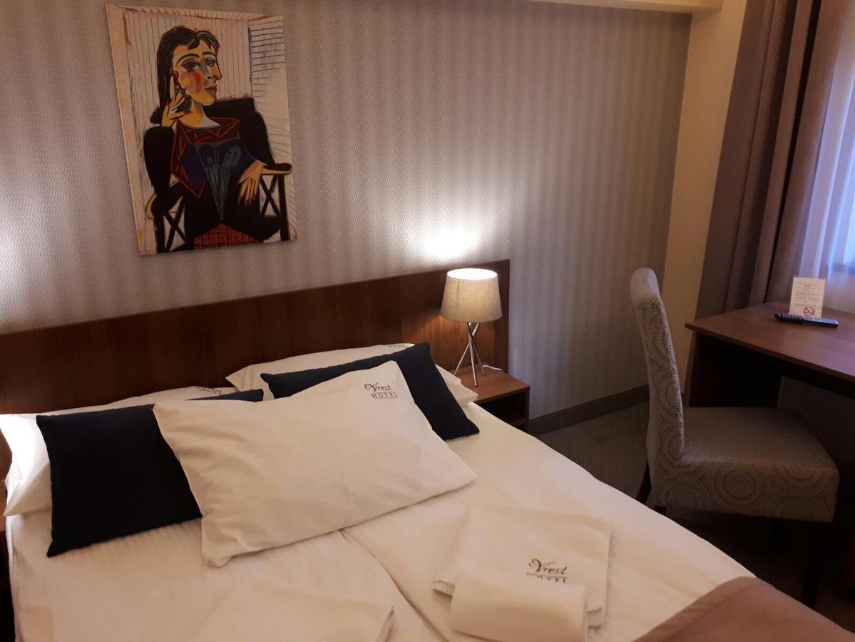 Villa Vrest กดัญสก์ ภายนอก รูปภาพ